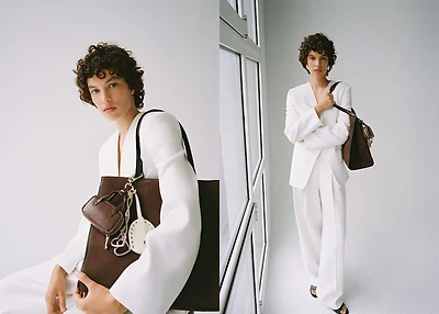 Bag with multi-charm keyring