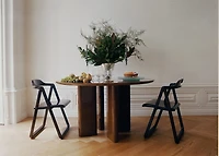 metallic-effect glass vase