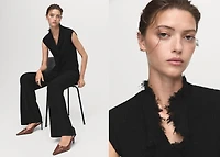 Crossover top with frayed trim