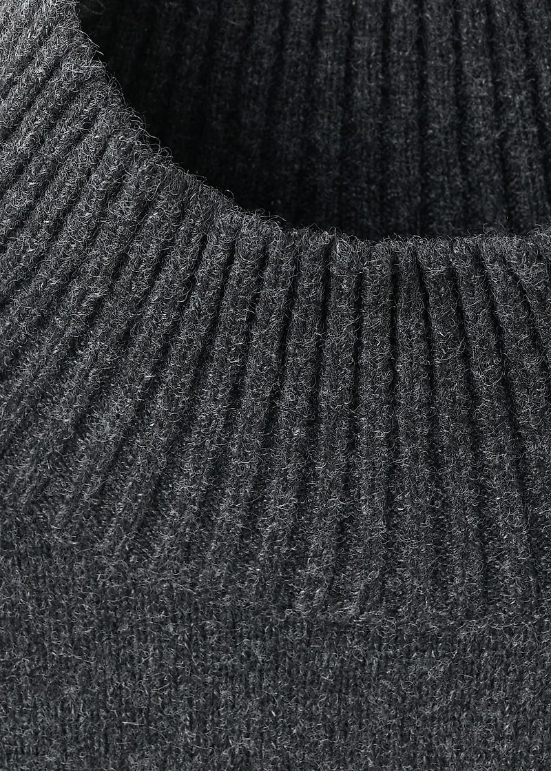 Ribbed turtleneck sweater