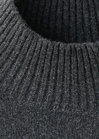 Ribbed turtleneck sweater