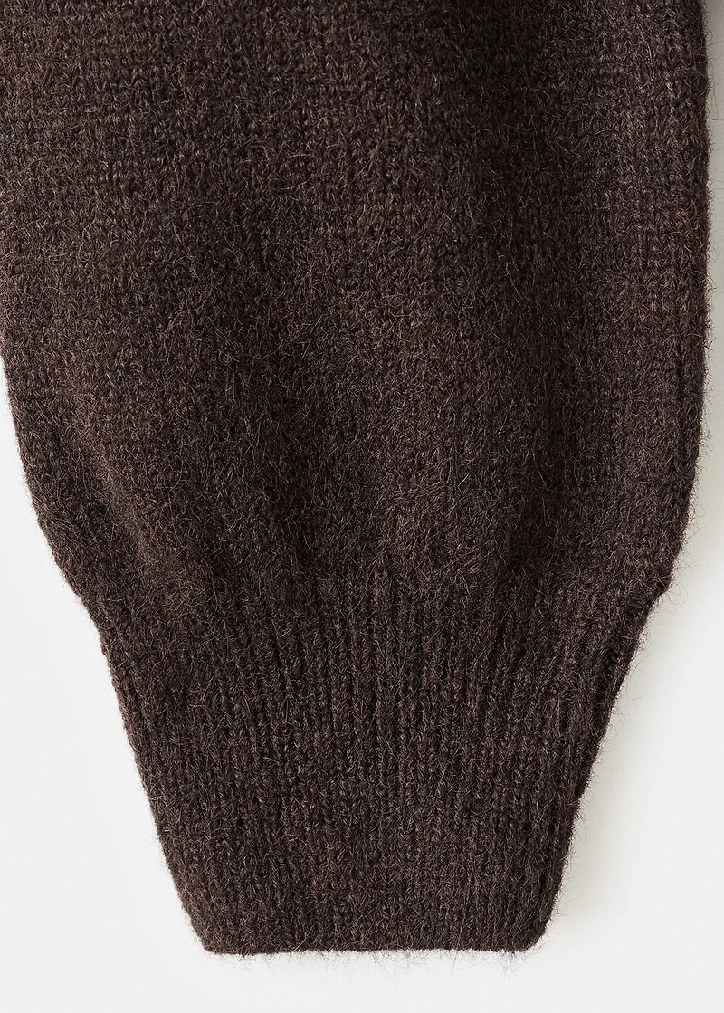 Oversize knit sweater