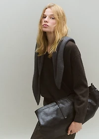 Fine-knit V-neck sweater