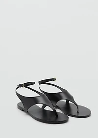 Leather straps sandals