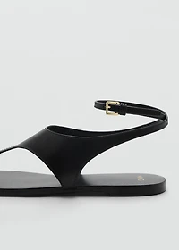 Leather straps sandals