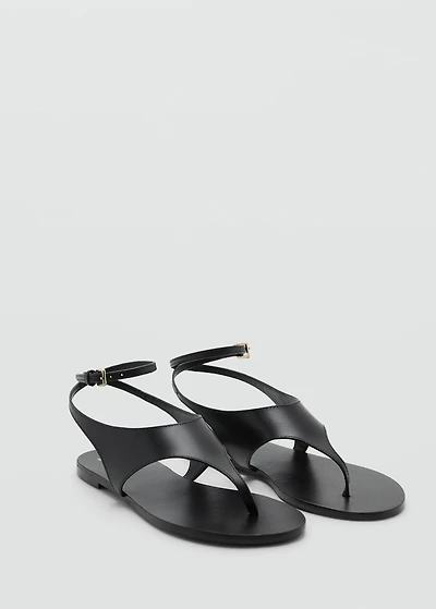 Leather straps sandals
