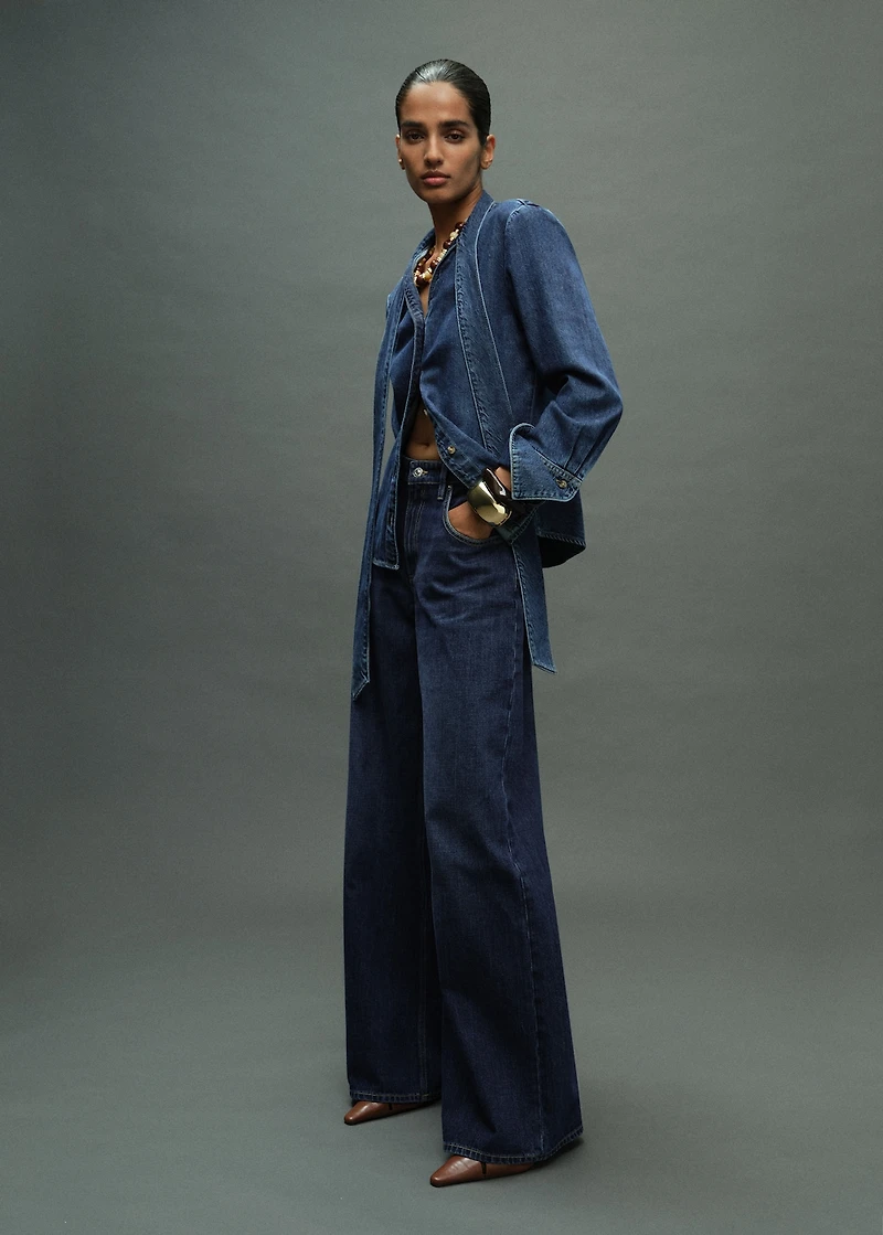 Low-rise wide-leg jeans