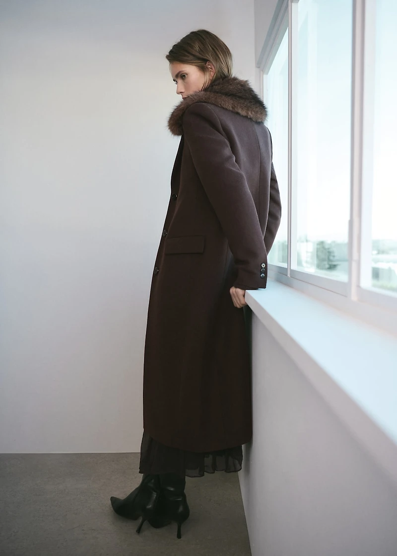 Wool coat with fur collar