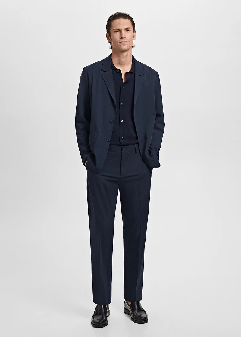 Slim-fit suit jacket with pockets