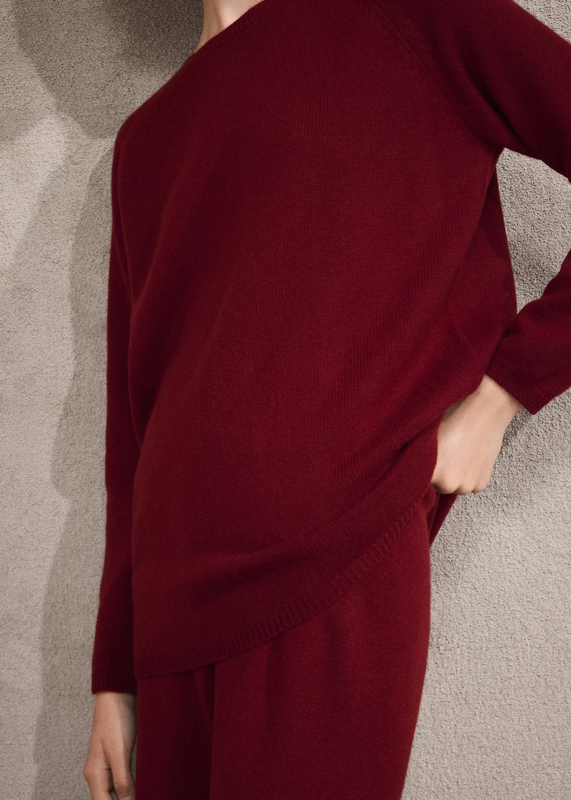 Thick cashmere sweater