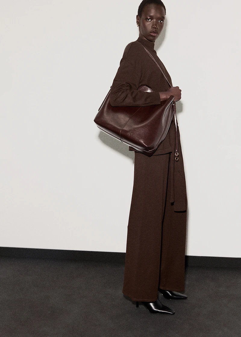 Knitted trousers with stitching detail