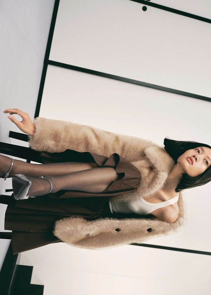 Faux fur jacket with lapels