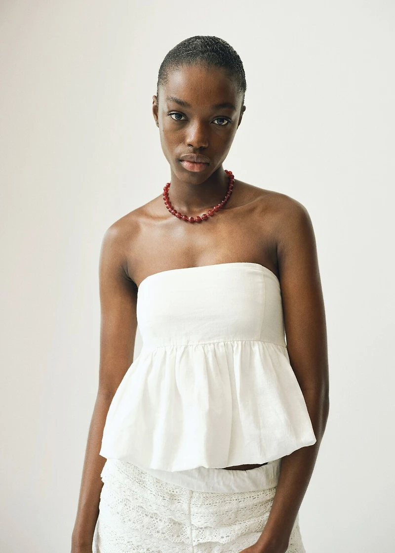 Puffed strapless top