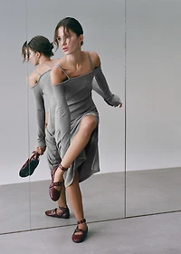 Knitted dress with cut-out