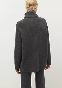 Turtleneck knit sweater