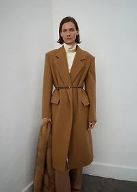 Wool coat with lapels