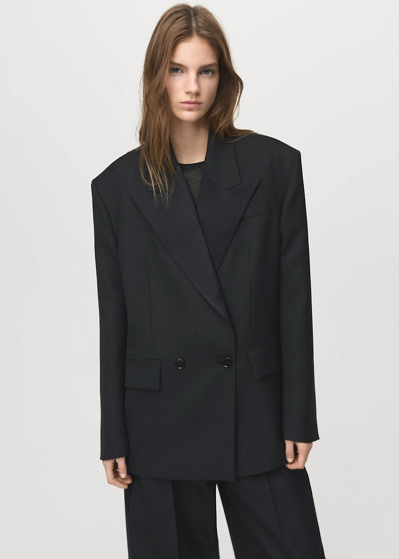 Wool-blend suit jacket with lapels