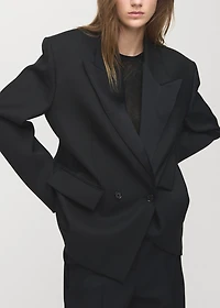 Wool-blend suit jacket with lapels