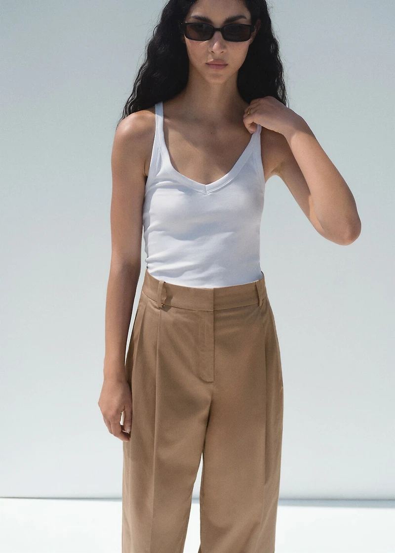 Straight cotton pants with pleats
