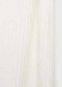 Ribbed dress with asymmetrical sleeves