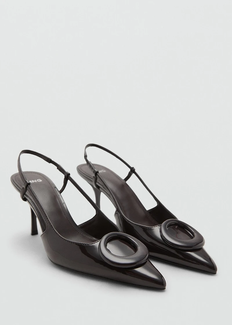 Patent leather high-heeled shoes with ring detail