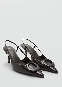 Patent leather high-heeled shoes with ring detail