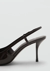 Patent leather high-heeled shoes with ring detail
