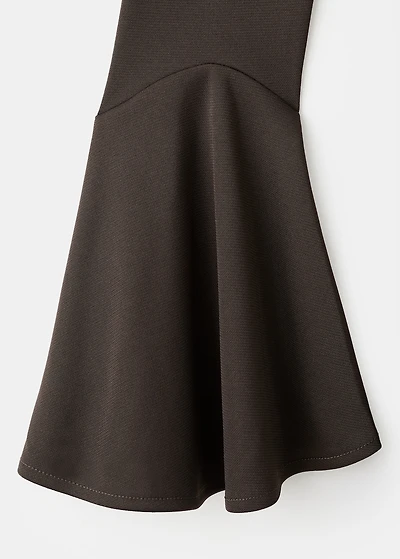 Fitted dress with bell sleeves