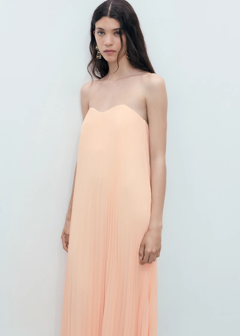 Strapless pleated dress