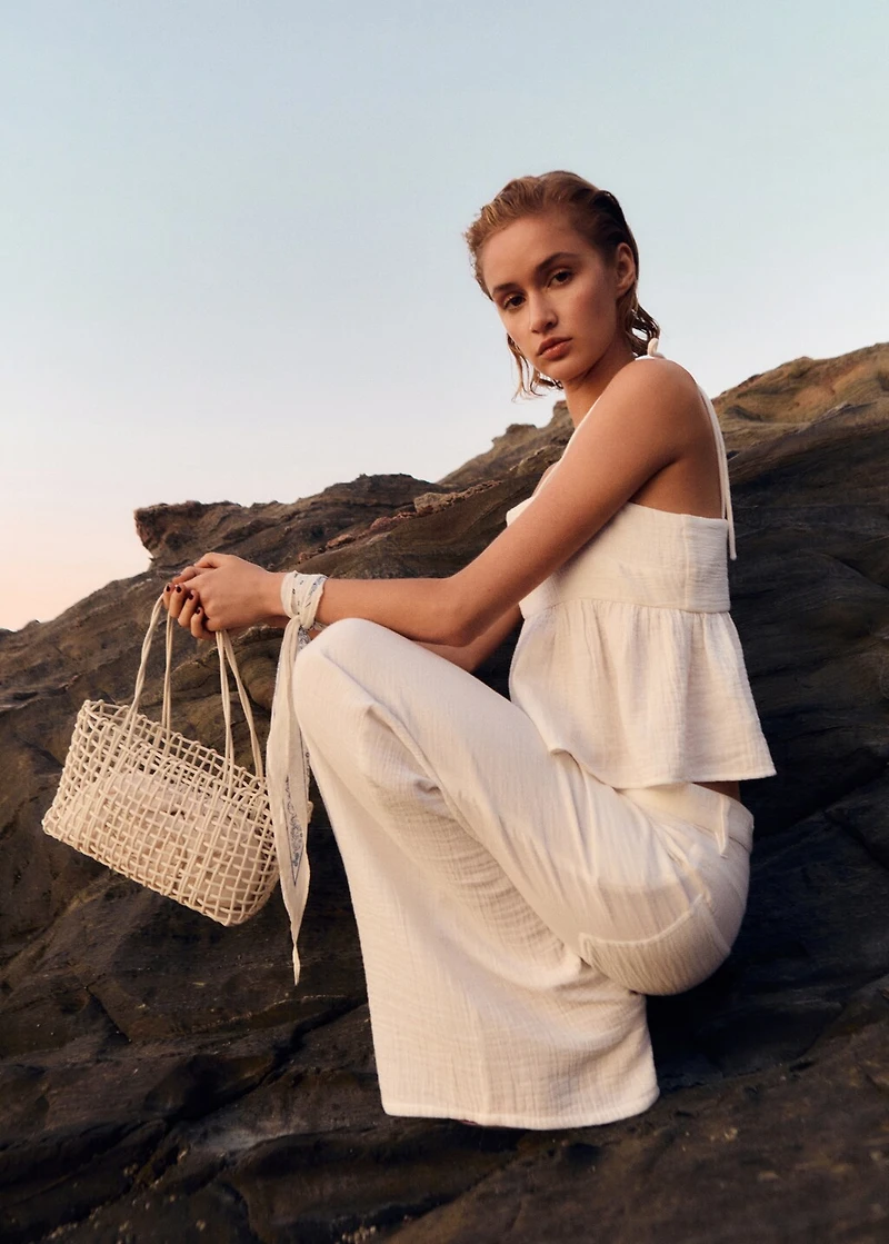 Cotton top with ruffles