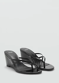 Wedge sandals with crisscross straps
