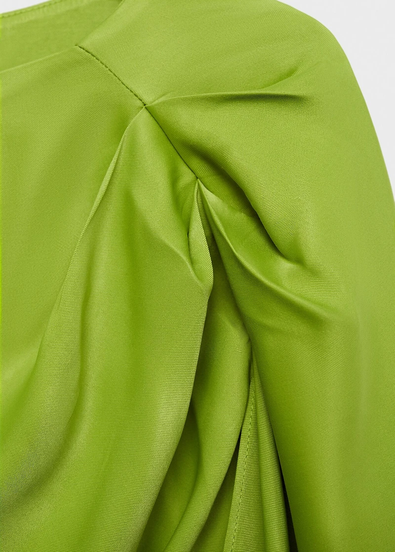 Long dress with ruffled sleeves