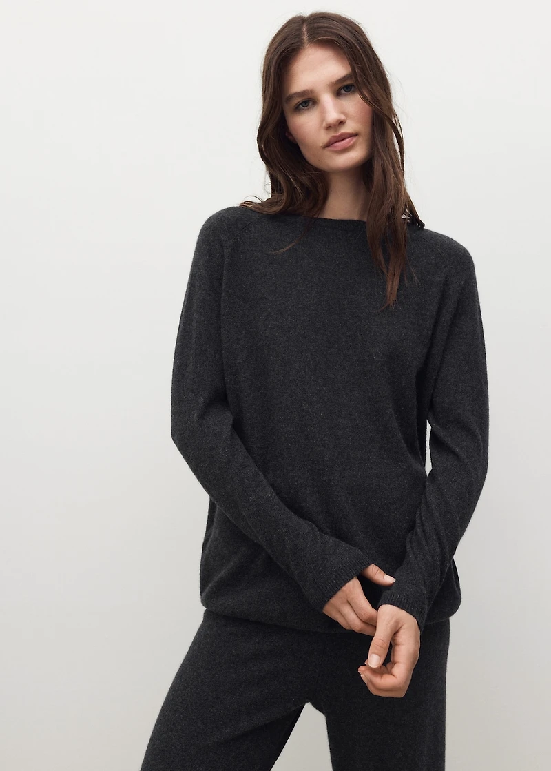 100% cashmere sweater
