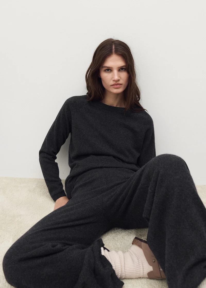 100% cashmere sweater