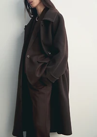Buttoned wool coat