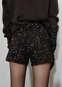 Velvet shorts with sequins