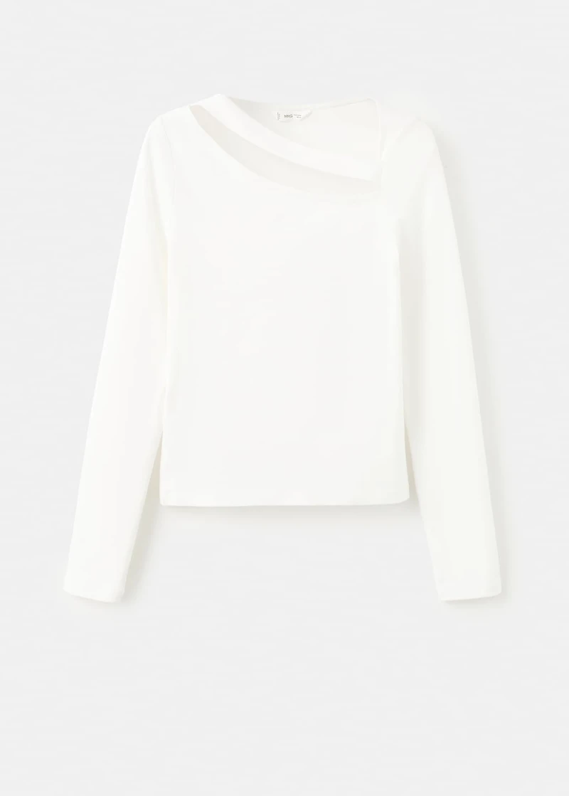 Asymmetrical t-shirt with cut-out