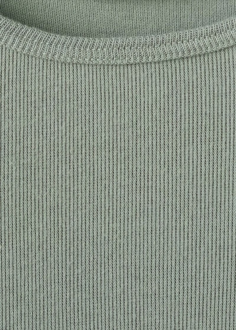 Ribbed long-sleeved t-shirt