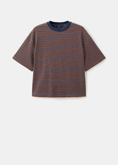 Striped short-sleeved t-shirt