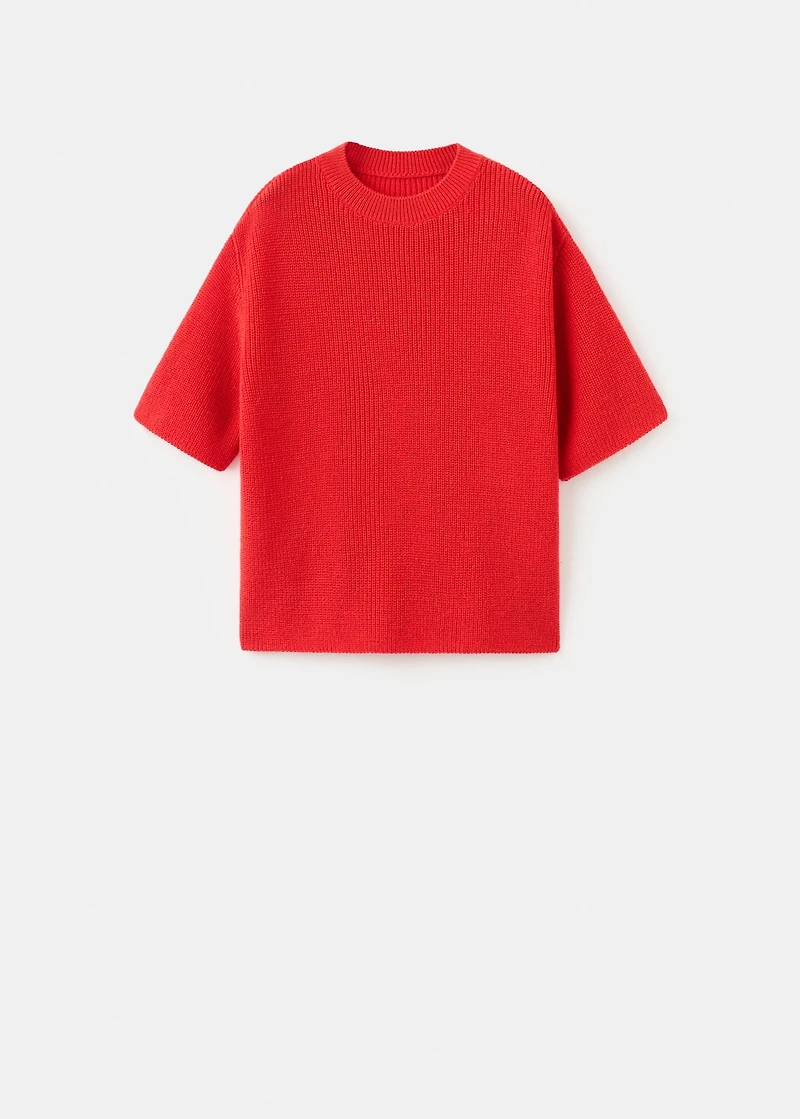 Three-quarter sleeve knitted sweater