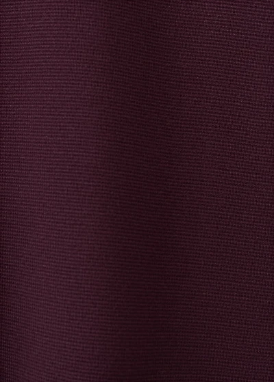 Round-neck knitted sweater