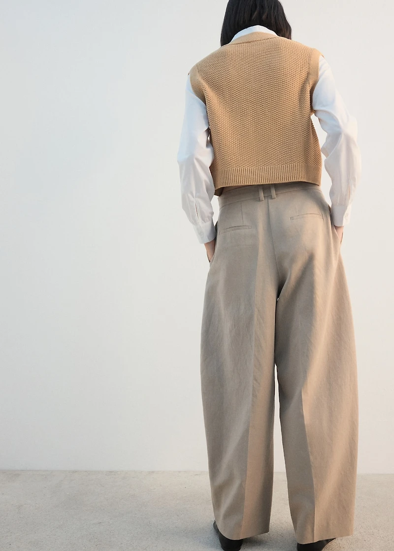 Mixed V-neck sweater