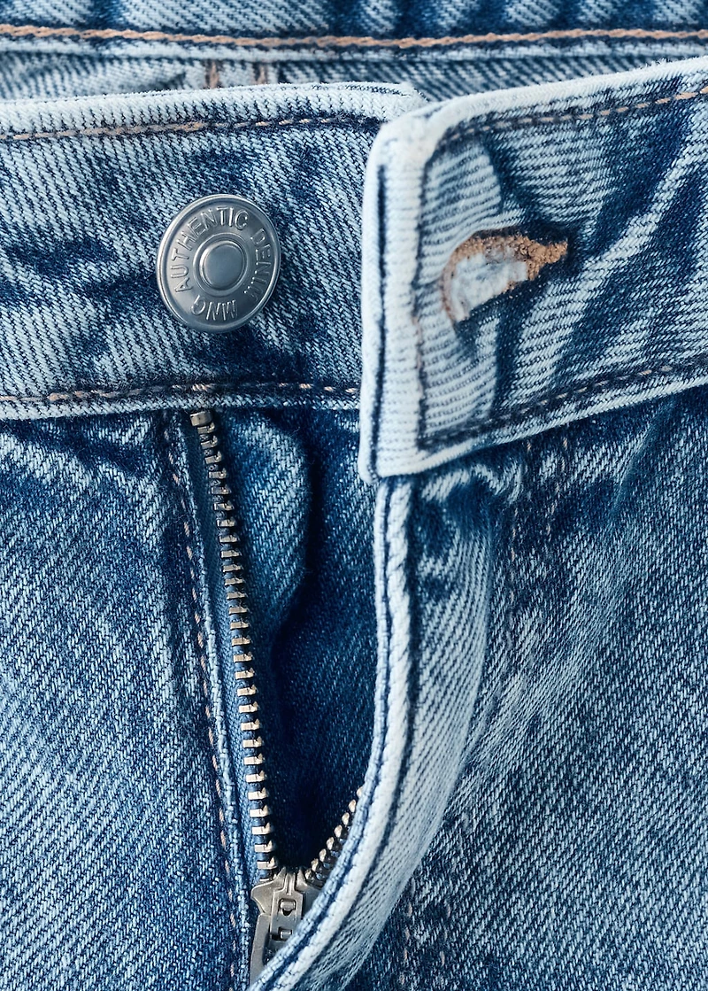 Frayed low-waist jeans