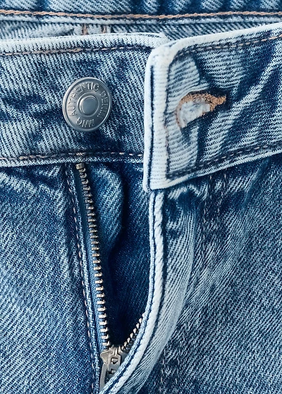 Frayed low-waist jeans