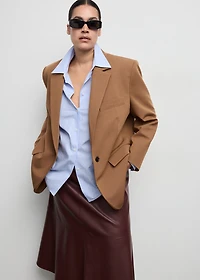 Straight suit jacket with lapel pockets
