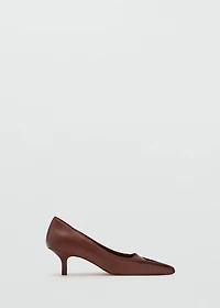Kitten-heel leather shoes