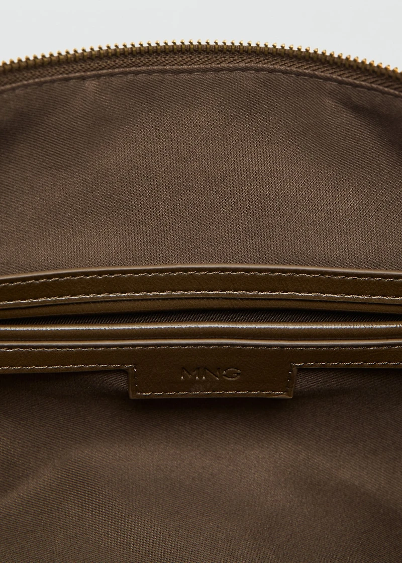 Shoulder bag with buckles detail