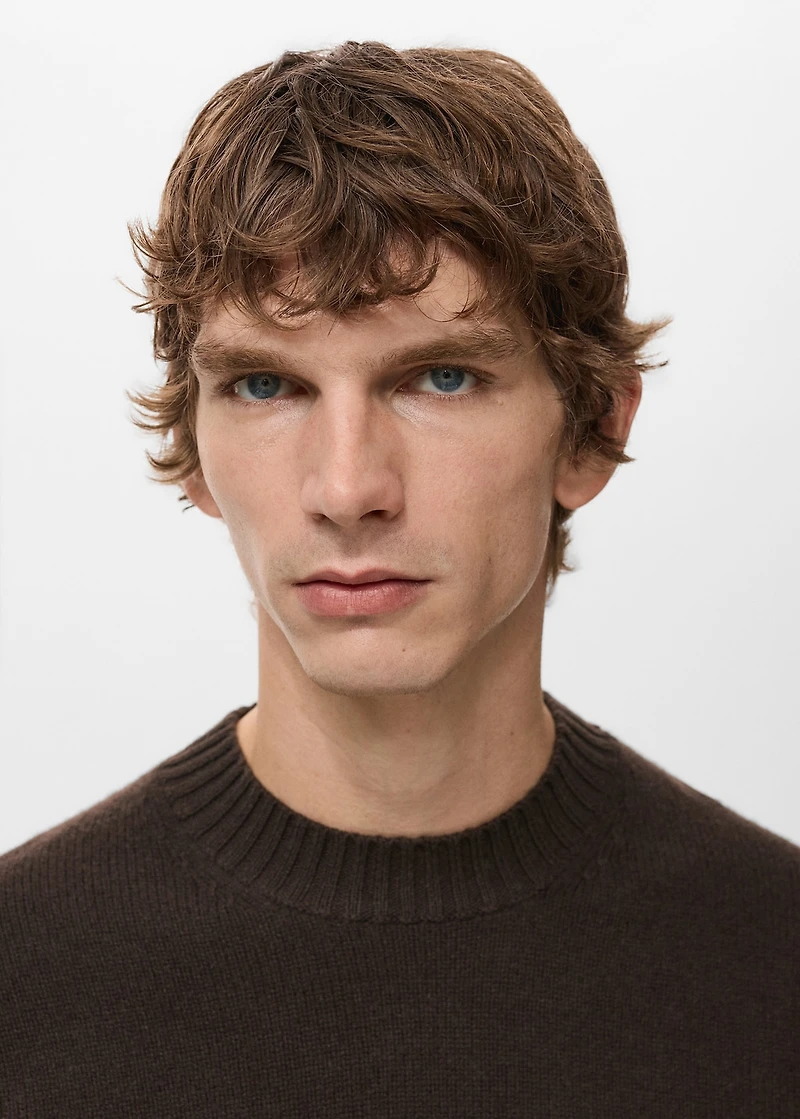 100% Italian wool knitted sweater