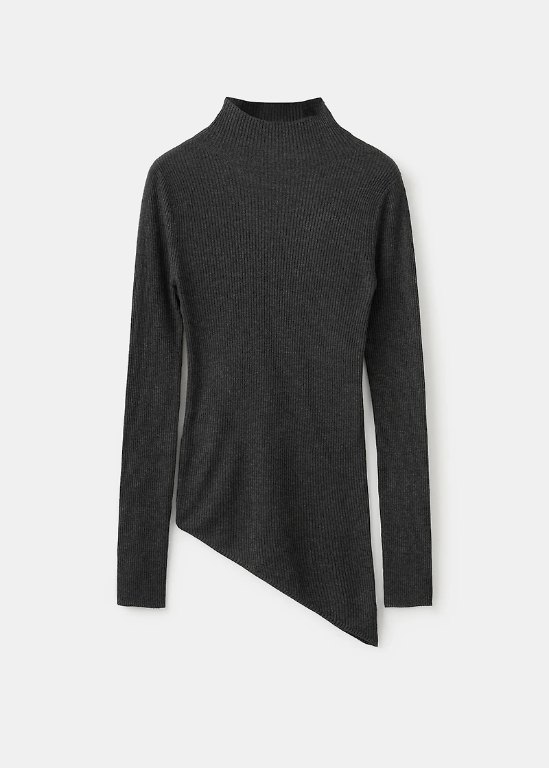 Sweater with asymmetrical turtleneck