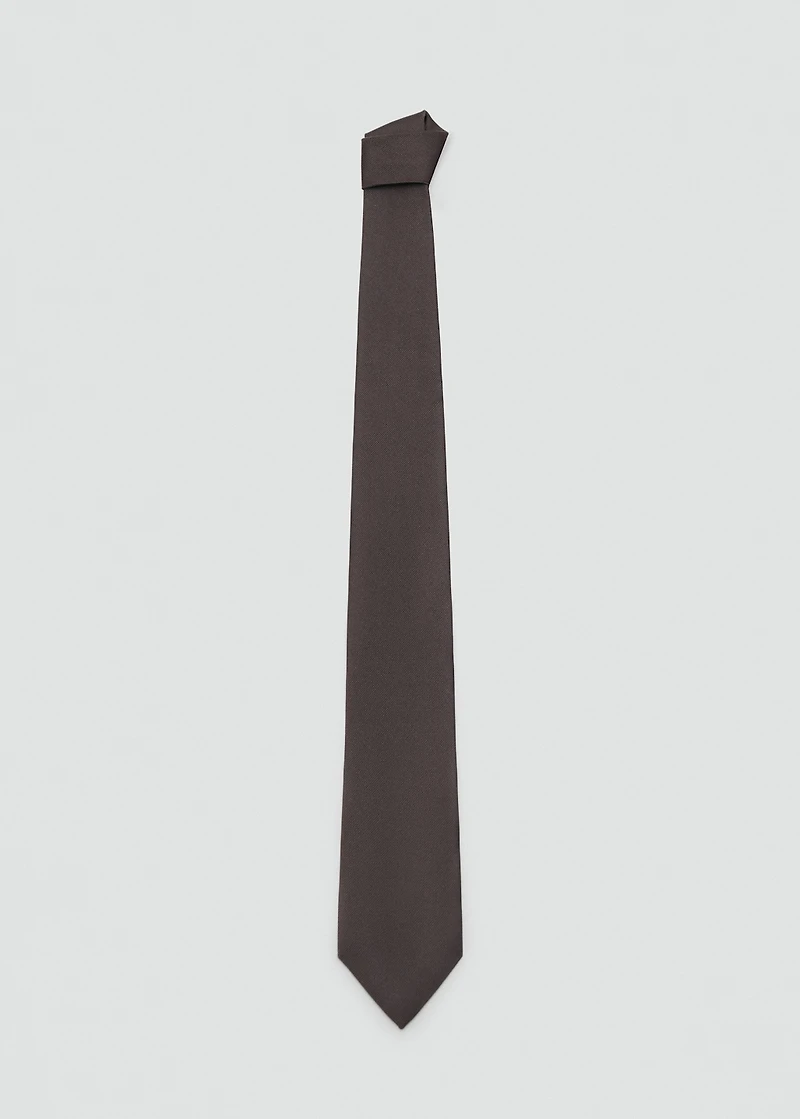 Plain silk tie